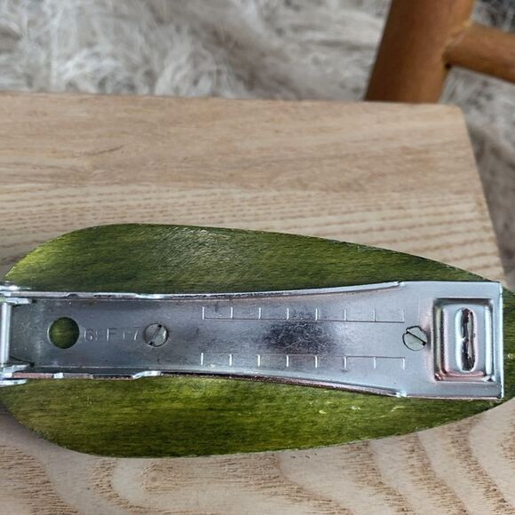 Vintage Green Wood And Metal Mouse Mini Stapler - Picture 8 of 16